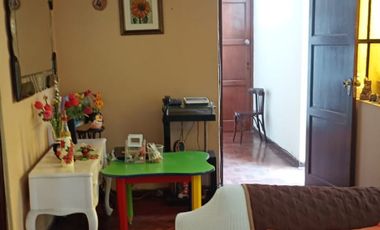 AMPLIO DEPARTAMENTO Y AIRES