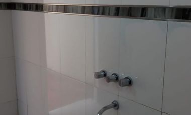 VENTA-CASA-GALPÓN TACUARI 8200