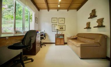 VENTA DE HERMOSA CASA CAMPESTRE EN DAPA ID 777