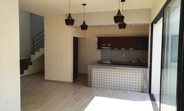 CASA EN VENTA ZONA NORTE DE COLIMA