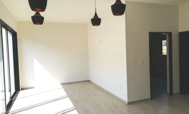 CASA EN VENTA ZONA NORTE DE COLIMA