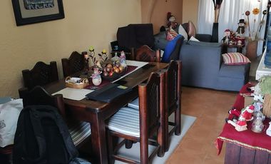 CASA 2 PISOS EN CONDOMINIO
