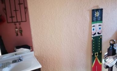 CASA 2 PISOS EN CONDOMINIO