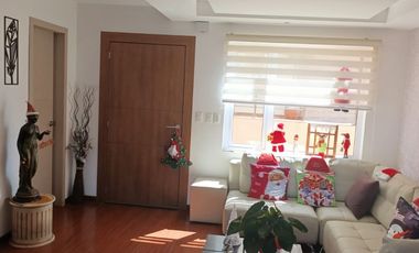 Increíble Casa en Venta en Santa Lucia por Solca