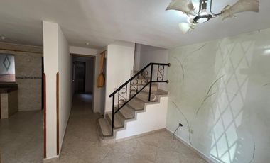 SE VENDE CASA PASEO CATALUÑA