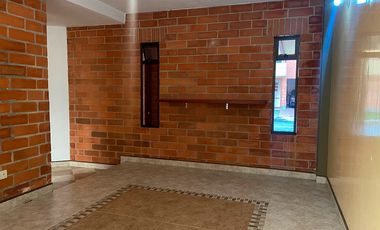 47844 Casa en arriendo en el sector San Remo, Sabaneta