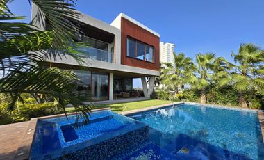 SE VENDE CASA EN Dos Riberas Residencial & Club de Golf, Veracruz, México