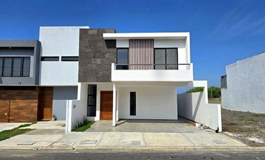 SE VENDE CASA EN FRACCIONAMIENTO Lomas de la Rioja II, Alvarado, Veracruz, México
