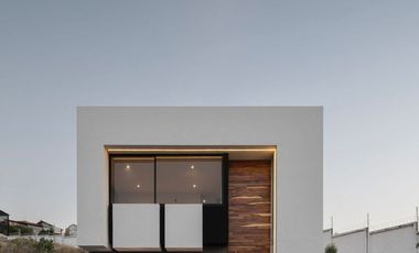 CASA EN VENTA EN RIO ALTOZANO HAB. EN PLANTA BAJA