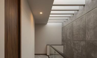 CASA EN VENTA EN RIO ALTOZANO HAB. EN PLANTA BAJA