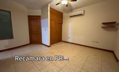 Lujosa y amplia casa, con 512m2 de construcción.