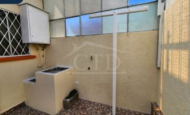 Vendo casa en conjunto, Sector Llano Grande, Norte de Quito