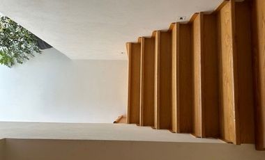 SE VENDE EXCELENTE CASA UBICADA EN SAN NICOLÁS TOTOLAPAN EN LA ALCALDÍA MAGDALENA CONTRERAS