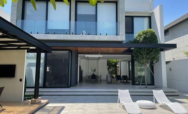 Isla Mocoli, Vendo Hermosa Casa de Lujo con Piscina