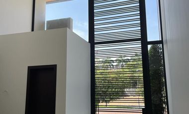 Isla Mocoli, Vendo Hermosa Casa de Lujo con Piscina