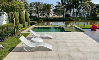 Isla Mocoli, Vendo Hermosa Casa de Lujo con Piscina