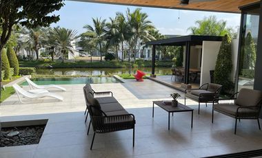 Isla Mocoli, Vendo Hermosa Casa de Lujo con Piscina