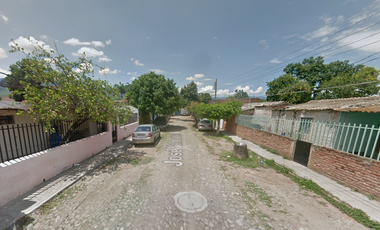 CASA EN VENTA EN 27 DE SEPTIEMBRE, SAYULA