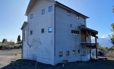 Parcela con Casa en arriendo en Ensenada, Los Ulmos, Región de Los Lagos