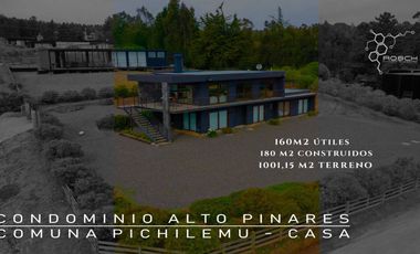 Casa Muy alto estándar 4D/3B en condominio Privado