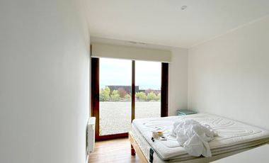 Casa Muy alto estándar 4D/3B en condominio Privado