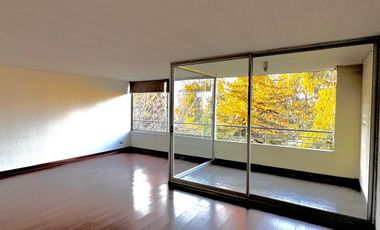 Condiciones Especiales de Financiamiento para  Departamento 3D, 2B, 2 Estacionamientos y Bodega. Las Tranqueras Oriente 2525, Vitacura