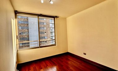 Condiciones Especiales de Financiamiento para  Departamento 3D, 2B, 2 Estacionamientos y Bodega. Las Tranqueras Oriente 2525, Vitacura