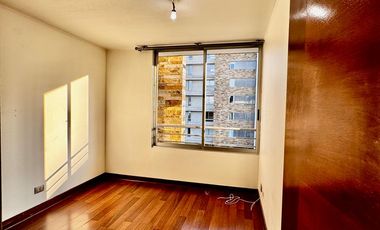 Condiciones Especiales de Financiamiento para  Departamento 3D, 2B, 2 Estacionamientos y Bodega. Las Tranqueras Oriente 2525, Vitacura