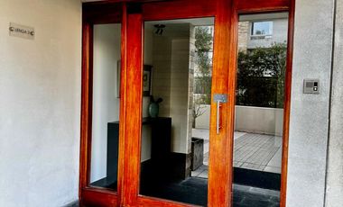 Condiciones Especiales de Financiamiento para  Departamento 3D, 2B, 2 Estacionamientos y Bodega. Las Tranqueras Oriente 2525, Vitacura
