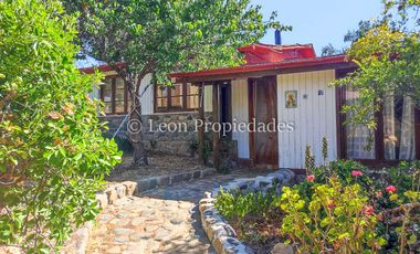 Leon Propiedades vende casa en parcela en sector los Hornitos, Curacaví.