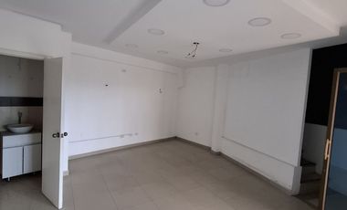 Manta, Alquilo Local Comercial