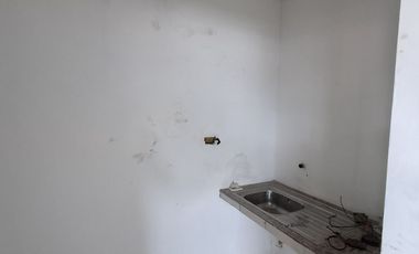 Manta, Alquilo Local Comercial