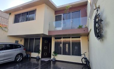 MODERNA CASA EN VENTA EN JARDINES DEL SUR, XOCHIMILCO
