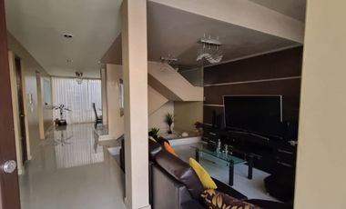 MODERNA CASA EN VENTA EN JARDINES DEL SUR, XOCHIMILCO