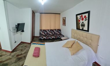 SE ARRIENDAN APARTAESTUDIOS AMOBLADOS