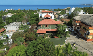 Se vende Casa con Versatilidad y Estilo en La Punta Zicatela