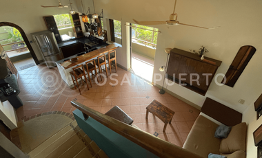 Se vende Casa con Versatilidad y Estilo en La Punta Zicatela