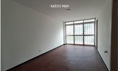 VENDO CASA DE 175 METROS2, 4 HABITACIONES, MAGNÍFICO PRECIO, ¡CERCA DE TODO!.