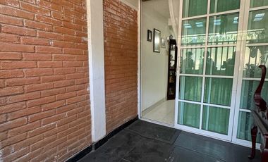 SE VENDE CASA REMODELADA  INFONAVIT IZTACALCO