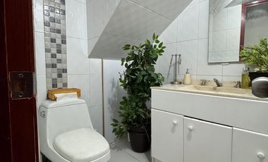 SE VENDE CASA REMODELADA  INFONAVIT IZTACALCO