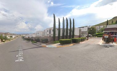 Casa en Remate - Paseo de Albaterra Chih, Chih. ¡¡Oportunidades únicas!!