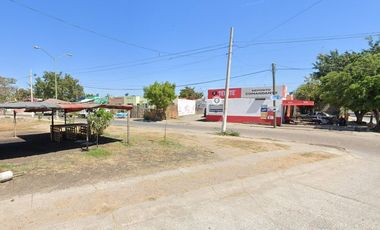 Casa En Venta , Col. Los Ángeles (Santa Fe), Mazatlán, Sinaloa, Remate Bancario