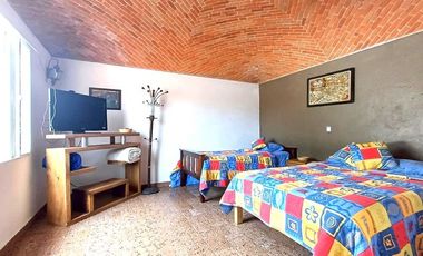 Residencia en venta con alberca privada en Tequisquiapan