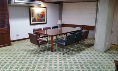 Hotel con terreno libre para futura ampliación - Cerca a grandes hoteles