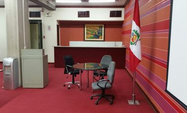 Hotel con terreno libre para futura ampliación - Cerca a grandes hoteles