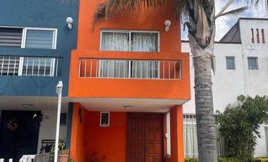 Casa en Renta en Tlacopa