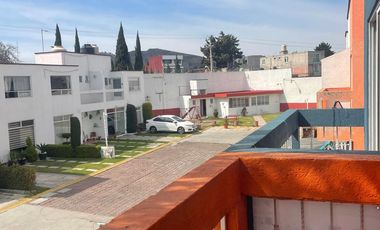 Casa en Renta en Tlacopa