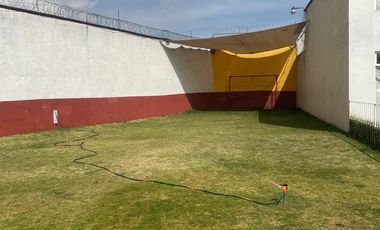 Casa en Renta en Tlacopa