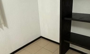 Departamento Semiamueblado en Renta en Toluca, Fracc. La Floresta