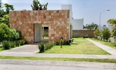 PARQUE DE LAS AZALEAS CASA EN VENTA